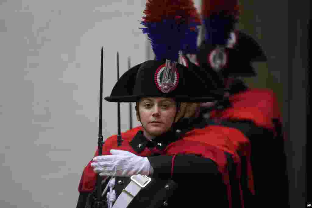 Carabinieri policewomen wait for the arrival of The Netherland&#39;s Premier Mark Rutte meeting Italian Premier Giorgia Meloni on Women&#39;s Day in Rome, Italy.
