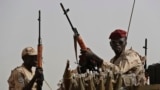 Bamwe mu bajejwe gukingira umutekano wa Sudani