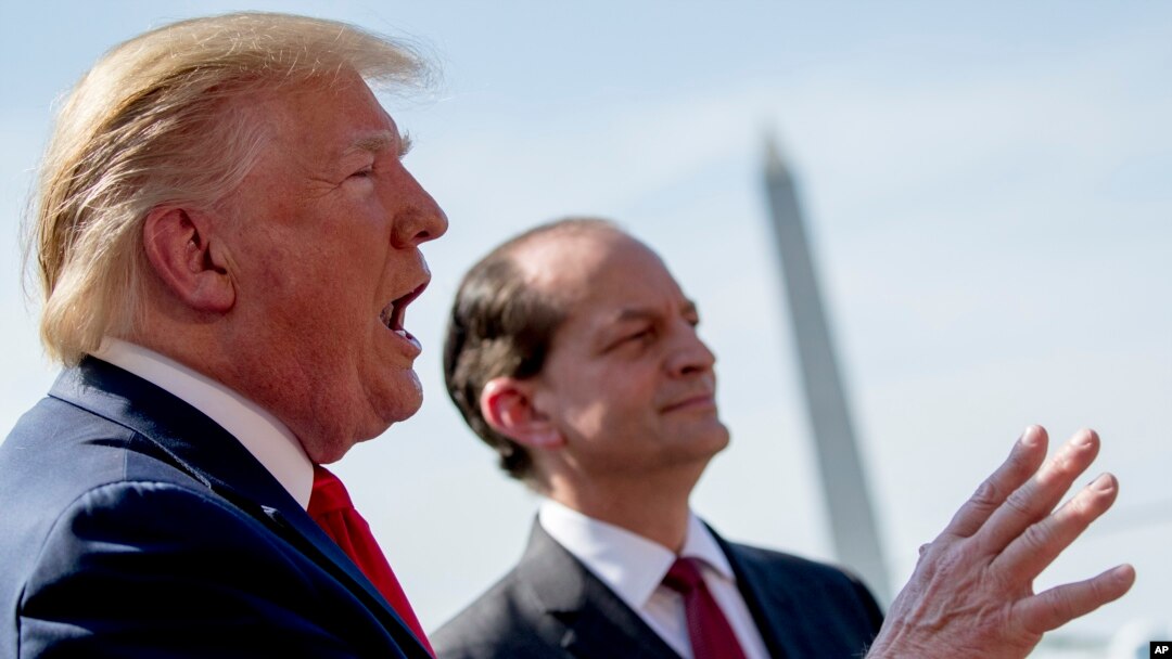 Mokonzi ya USA Donald Trump na masolo na bapanzi sango na Maison Blanche, Washington, 12 juillet 2019