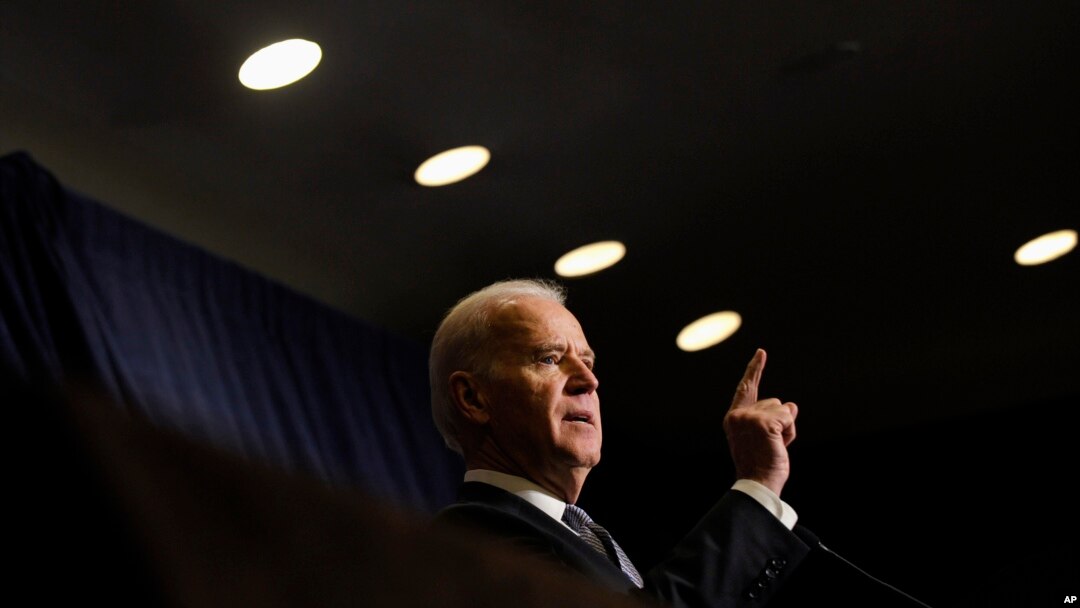 El vicepresidente Joe Biden fue directo con sus colegas demócratas a quienes pidió más optimismo de cara a las próximas elecciones.