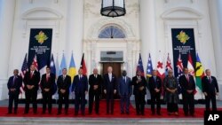 国和中国在太平洋地区竞逐影响力，图为2022年美国总统拜登在白宫会见太平洋岛国领袖。（资料照：美联社）