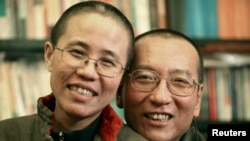 刘晓波家人2010年提供的刘晓波夫妇照片