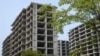 中国房地产企业佳登宝公司在广西桂林的一处烂尾的住宅楼建筑工地。（2022年9月17日）