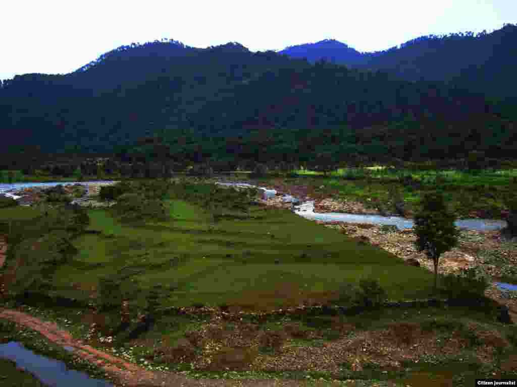 کشمیر کا ضلع سدھنوتی، خوبصورت وادیوں کے مناظر