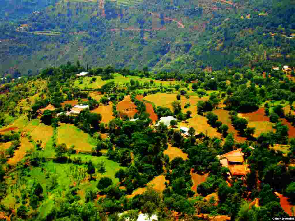 کشمیر کا ضلع سدھنوتی، خوبصورت وادیوں کے مناظر