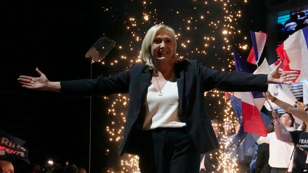 ARHIVA - Liderka ekstremne desnice u Francuskoj Marin Le Pen (Foto: AP Photo/Michel Euler)
