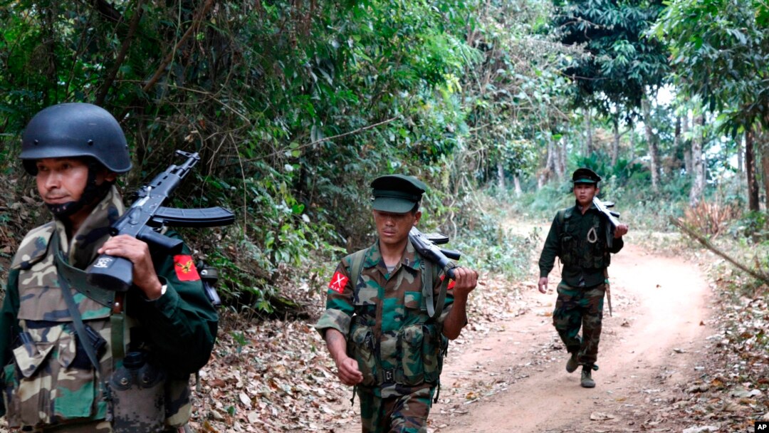 ကချင်လွတ်မြောက်ရေး တပ်မတော် KIA တပ်ဖွဲ့ (ယခင်ပုံဟောင်း)